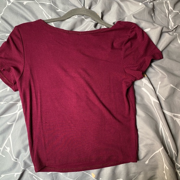 Crop top - Picture 2 of 2